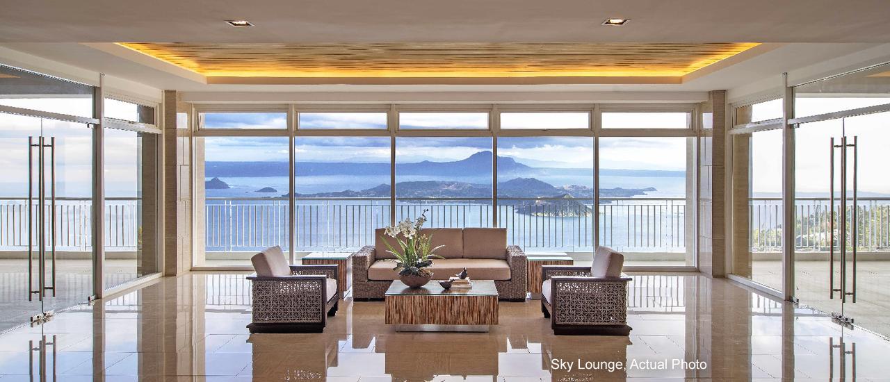 Апартаменты Sky Breeze Haven Тагайтай Экстерьер фото